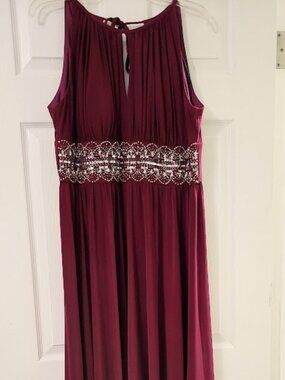 R&M Richards rich burgundy wine maxi gown with silver sequin Size 14